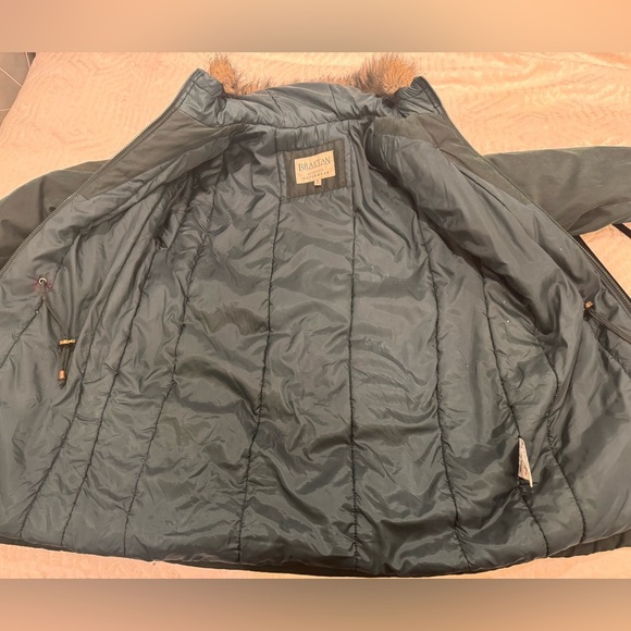 Vintage women’s Braetan faux fur hooded coat in green - Picture 8 of 12